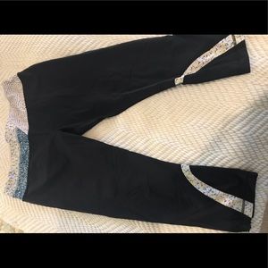 Lululemon Capri “run inspire II” pants size 12